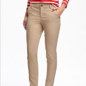 Mid rise Skinny khaki pants